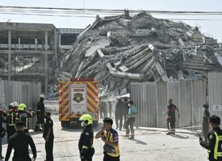 Emessi diciassette mandati d’arresto in Thailandia per il crollo del grattacielo a Bangkok durante il terremoto di marzo