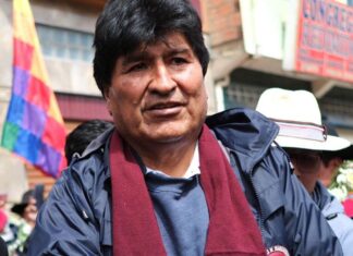 Annullato il mandato d’arresto nei confronti dell’ex presidente boliviano Evo Morales: era accusato di tratta di minori