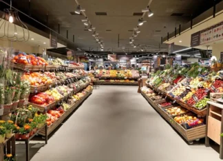 L’elenco dei supermercati e centri commerciali aperti oggi, 1° maggio, a Roma e Milano