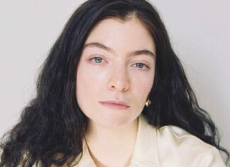 Lorde appare a sorpresa in un party in un suo onore a Sidney Lorde appare a sorpresa in un party in suo onore a Sidney