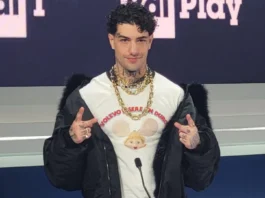 Tutti dovremmo avere una ringer tee nell’armadio