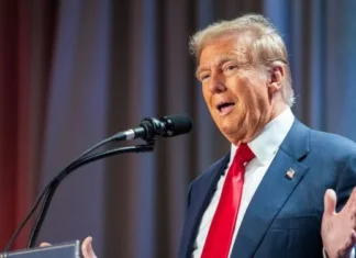 Il Presidente degli Stati Uniti Donald Trump attacca Bruce Springsteen: ”Imbecille sopravvalutato, non ha talento”
