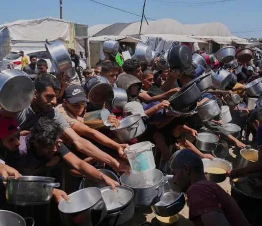 47 palestinesi sono stati uccisi a Khan Younis, mentre erano in fila per gli aiuti umanitari
