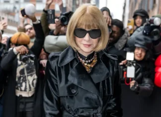 Anna Wintour lascia l’incarico di direttrice di Vogue