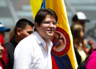 Spari sul candidato alla presidenza in Colombia, Miguel Uribe, che rischia la vita