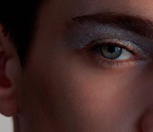 Makeup maschile? A Parigi è la nuova normalità