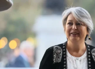 Jeannette Jara è la prima candidata del Partito Comunista alla presidenza del Cile