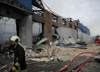 La Russia attacca Kiev nella notte, quattro morti e 20 feriti
