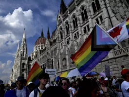 Il Budapest Pride colora le piazze della città (e sfida Orban) pride budapest