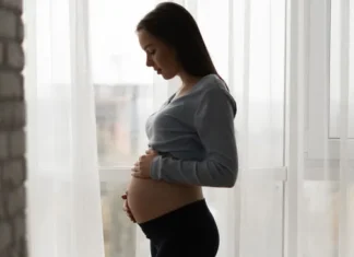 Congelamento degli ovuli e scelte di vita delle donne: maternità, carriera e libertà di scelta