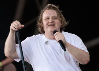 Lewis Capaldi annuncia un tour nel Regno Unito: “Era ora che ritornassi al lavoro” Lewis Capaldi il ritorno in tour: a settembre nelle principali venue del Regno Unito
