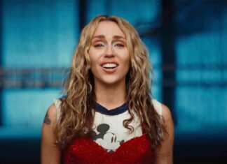 La Disney aveva vietato a Miley Cyrus di cantare i brani di “Hannah Montana” dopo la fine della serie La Disney ha bannato Miley Cyrus