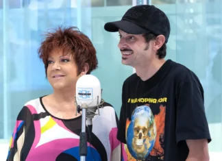 Orietta Berti litiga in diretta con Fabio Rovazzi: “Per colpa tua la nostra canzone uscirà tardi”
