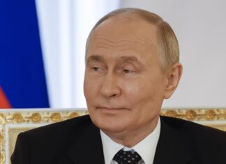 Il presidente russo Vladimir Putin condanna gli attacchi all’Iran: ”Aggressione assolutamente non provocata. Priva di basi o giustificazioni”