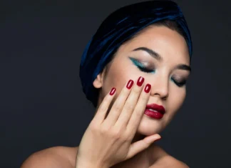 Beauty e gratificazione: il report Eat Play Love di Circana spiega l’aumento del 32% beauty e gratificazione