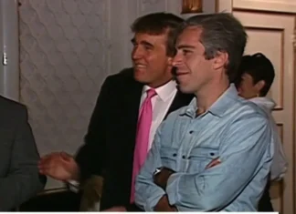 Il Wall Street Journal rivela una lettera oscena di Trump a Epstein