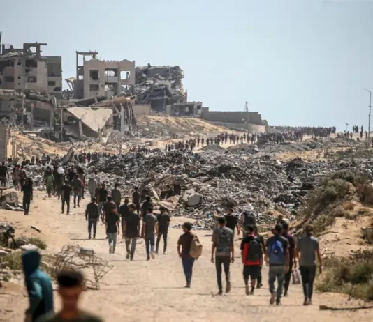 L’esercito israeliano sta attaccando per la prima volta Deir al Balah