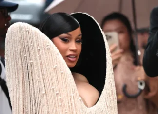 Possiamo dire che l’abito Schiaparelli di Cardi B è una vera e propria opera d’arte?