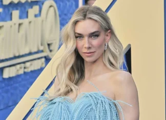 Ma quanto ci piace il bodysuit di Vanessa Kirby per il tour di Fantastic Four?