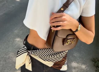 Che cos’è la scarf belt che sta facendo impazzire la Gen Z