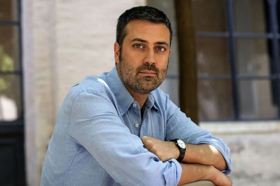 La classifica dei libri più venduti della settimana vede in testa Andrea Bajani, fonte virgilio.it