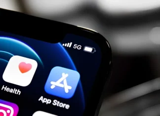 Apple lancerà nel 2026 il primo iPhone pieghevole