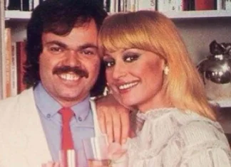 Chi sono stati i grandi amori di Raffaella Carrà, da Gianni Boncompagni al “marito” Sergio Japino
