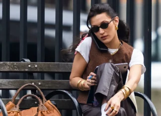 È la Spy bag il capo scelto per celebrare i 100 anni di Fendi