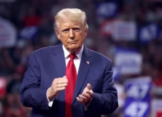 Trump ha deciso: dazi al 30% in Europa. Von der Leyen: “Manteniamo i nervi saldi” dazi europa