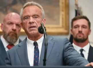 USA, Robert Kennedy Jr interrompe lo sviluppo dei vaccini mRNA