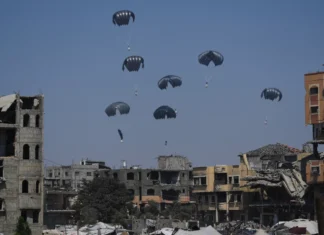 Germania, Spagna e Francia hanno iniziato a lanciare aiuti umanitari sulla Striscia di Gaza, l’Italia settimana prossima