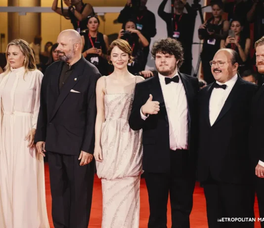 I look del red carpet della seconda serata di Venezia 82: il total red di Emanuela Fanelli vince