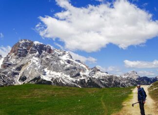 I cartelli solo in tedesco sui sentieri di montagna dell’Alto Adige violano le leggi sul bilinguismo