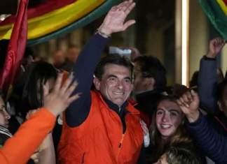 Il primo turno delle elezioni presidenziali in Bolivia ha segnato l’esclusione della sinistra