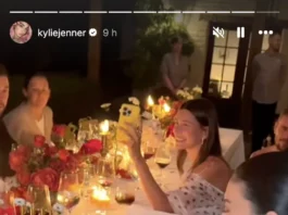 Kylie Jenner porta il black lace in trend per il suo compleanno