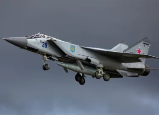 Decolla MiG 31-K in Russia, allarme aereo in tutta l’Ucraina