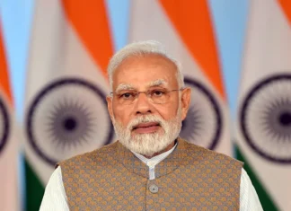 Trump annuncia dazi ridotti se l’India smette di comprare il petrolio russo