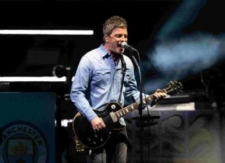 Noel Gallagher ha lanciato una chitarra Gibson Les Paul per il tour Oasis Live 25: “La chitarra più chiacchierata dell’estate” in collaborazione con Gibson
