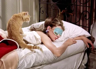 L’eye mask è il pass per un sonno da diva (e una pelle che ringrazia)