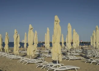 Spiagge vuote, perché? Affluenza in calo del 30%, più presenze nel weekend