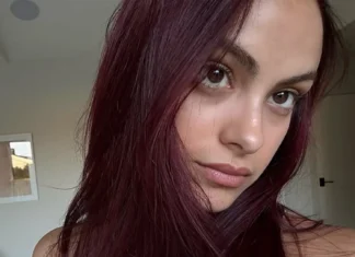 I 9 colori di capelli che spopoleranno questo autunno 2025: attenzione alle redhead e al rich espresso