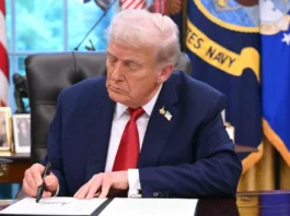 Trump ha annunciato nuovi dazi dal 1° ottobre su farmaci, mobili e camion