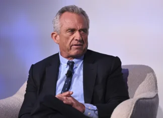 Robert F. Kennedy Jr. minaccia di restringere l’accesso alla pillole abortive