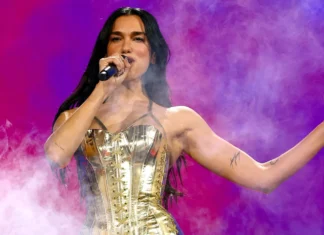 Dua Lipa fa causa a Samsung per “sfruttamento commerciale non autorizzato” della sua immagine