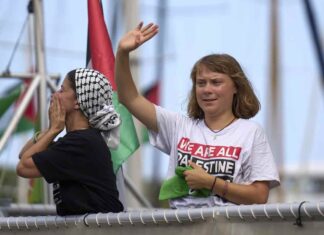 Greta Thunberg lascia il consiglio direttivo della Global Sumud Flotilla