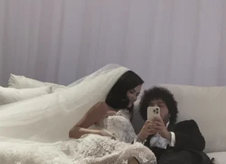 Selena Gomez sposa Benny Blanco e il secondo abito è da vera principessa Disney