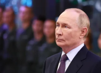 Putin minaccia di colpire un’eventuale forza occidentale in Ucraina
