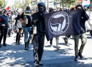 Donald Trump designa Antifa (il gruppo antifascista di estrema sinistra) come un’organizzazione terroristica