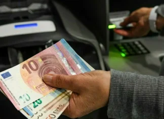 La Bce invita a “tenere contanti in casa” in caso di crisi