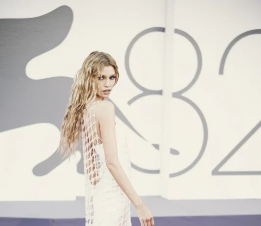 La bellezza senza tempo di Valeria Bruni Tedeschi, è lei la protagonista dei look beauty dell’ottava serata di Venezia 82